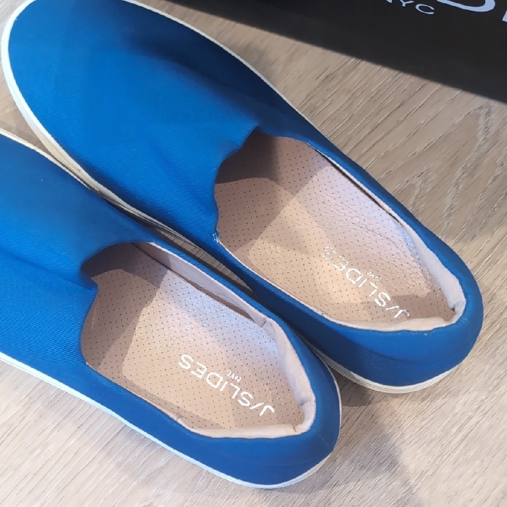 J Slides Blue Slip On Flats - Picture 6 of 8